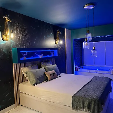 Flower And Apartmán